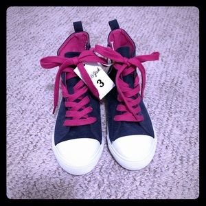 Cat & Jack Girl’s Skylar Sneakers
